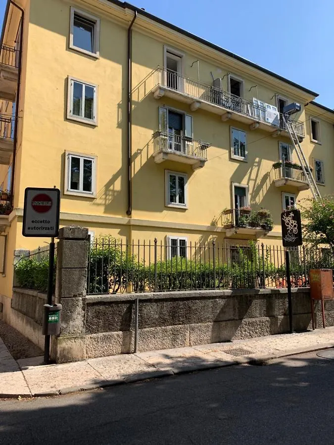 Guest house Notti Sull'Adige Hotel Verona