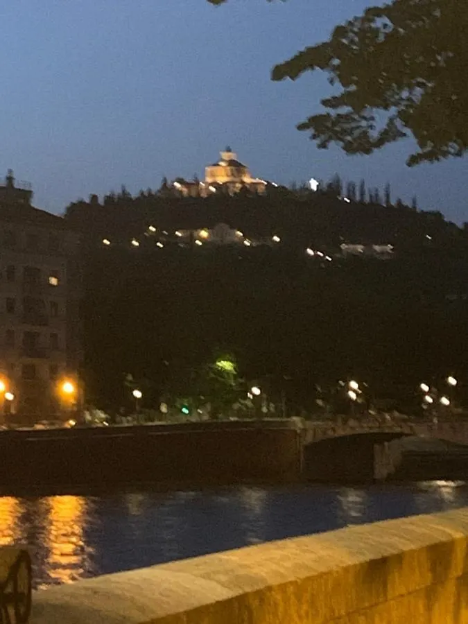 Notti Sull'Adige Hotel Verona Guest house