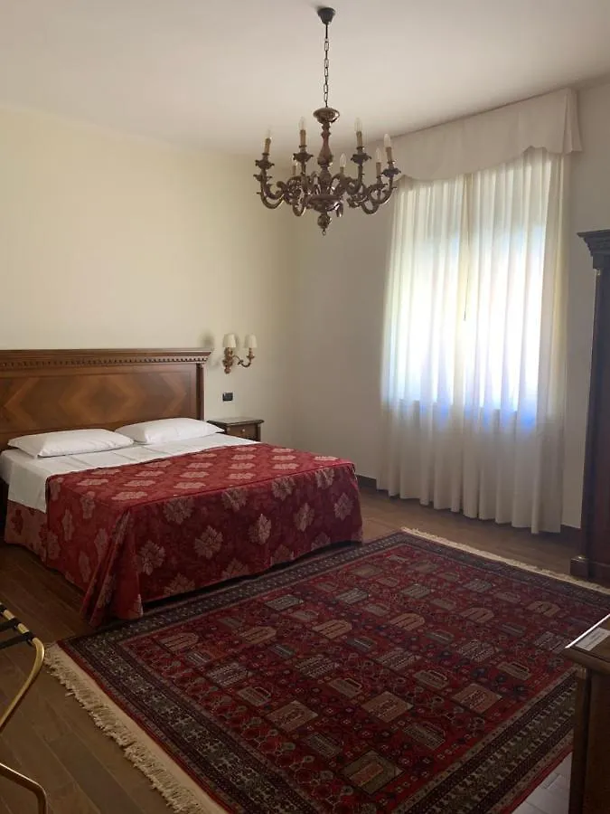 Notti Sull'Adige Hotel Verona Guest house