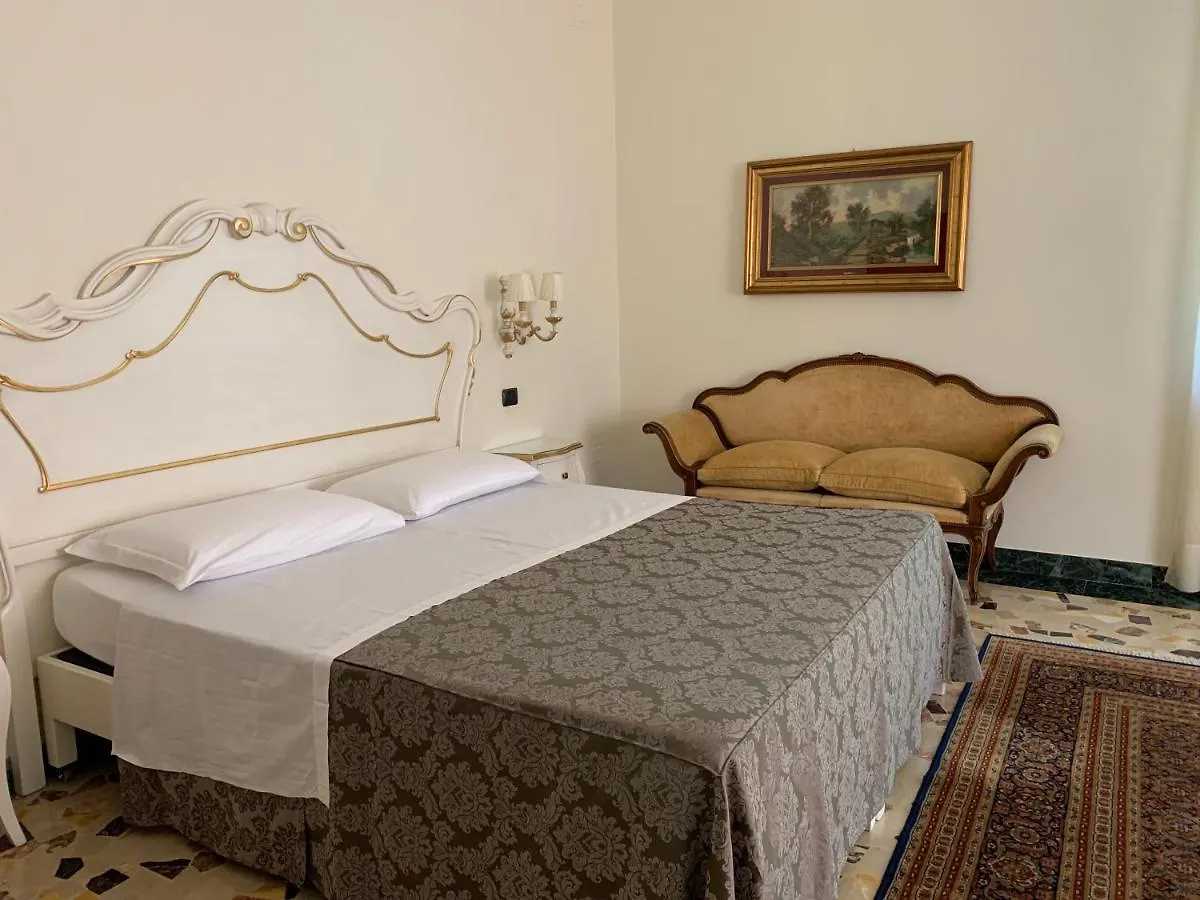 *** Affittacamere Hotel Notti sull'Adige Verona Italia