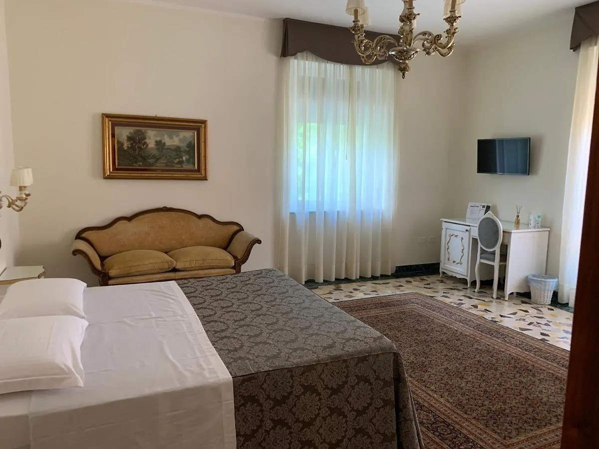 Guest house Notti Sull'Adige Hotel Verona