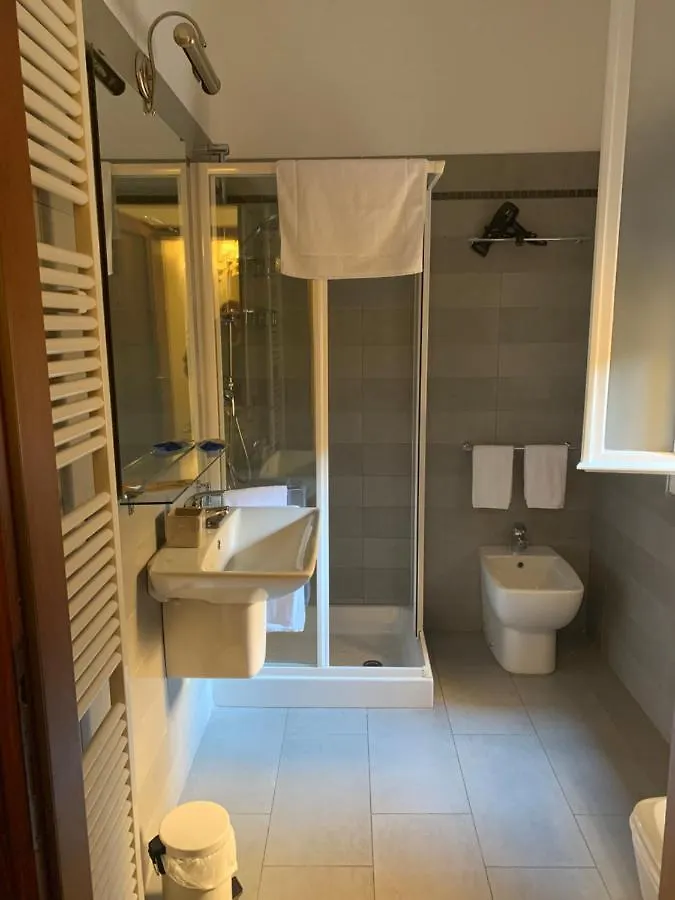 Guest house Notti Sull'Adige Hotel Verona