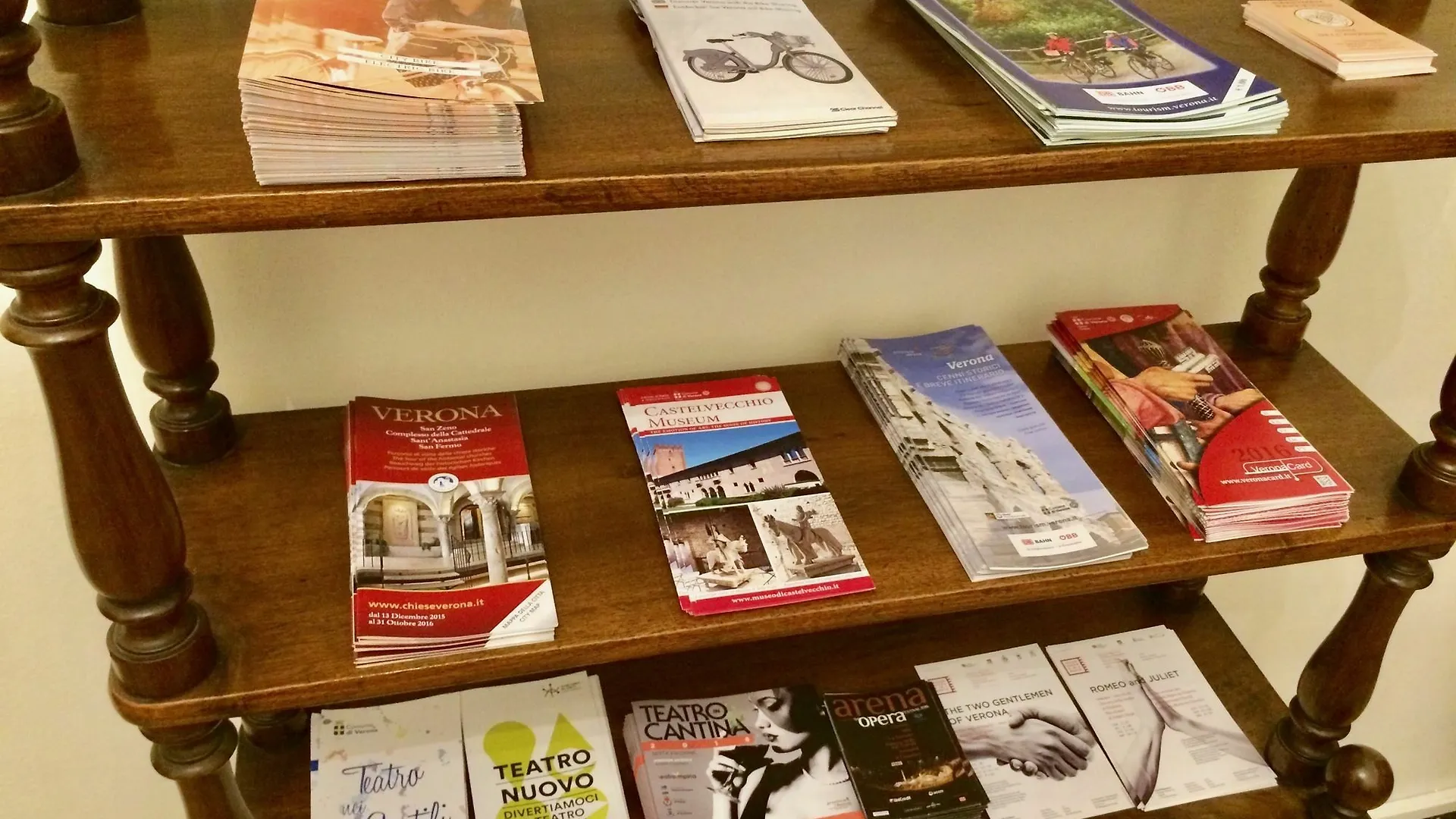 Konukevi Notti Sull'Adige Otel Verona